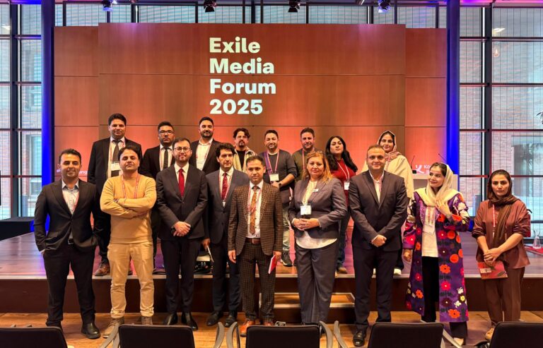 نشست انجمن خبرنگاران تبعیدی در آلمان: حضور معنادار روزنامه‌نگاران افغانستانی